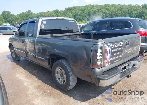 2002 Chevrolet Silverado 1500 из США, поврежденный, VIN 2GCEC19W021332179